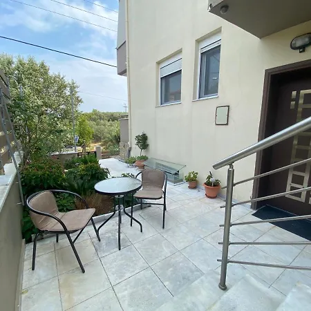 Efi's Apartmán Nea Michaniona